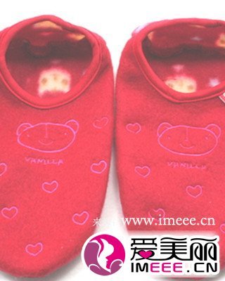【棉拖鞋】时尚毛绒棉拖鞋把流行踩在脚下(3)【图】_鞋帽_爱美丽 www.imeee.cn